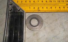 Опора пружины впускного клапана нижняя (Euro 2) HOWO VG14050017