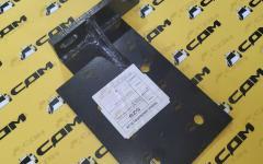 Кронштейн радиатора правый LG833N LG835BI.01.04-00-002